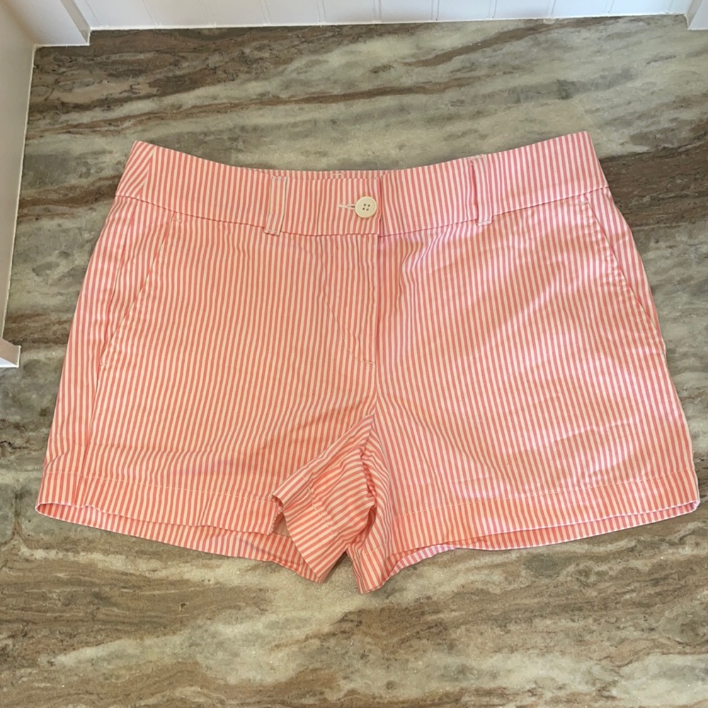 LOFT shorts size 4 Pink/white striped